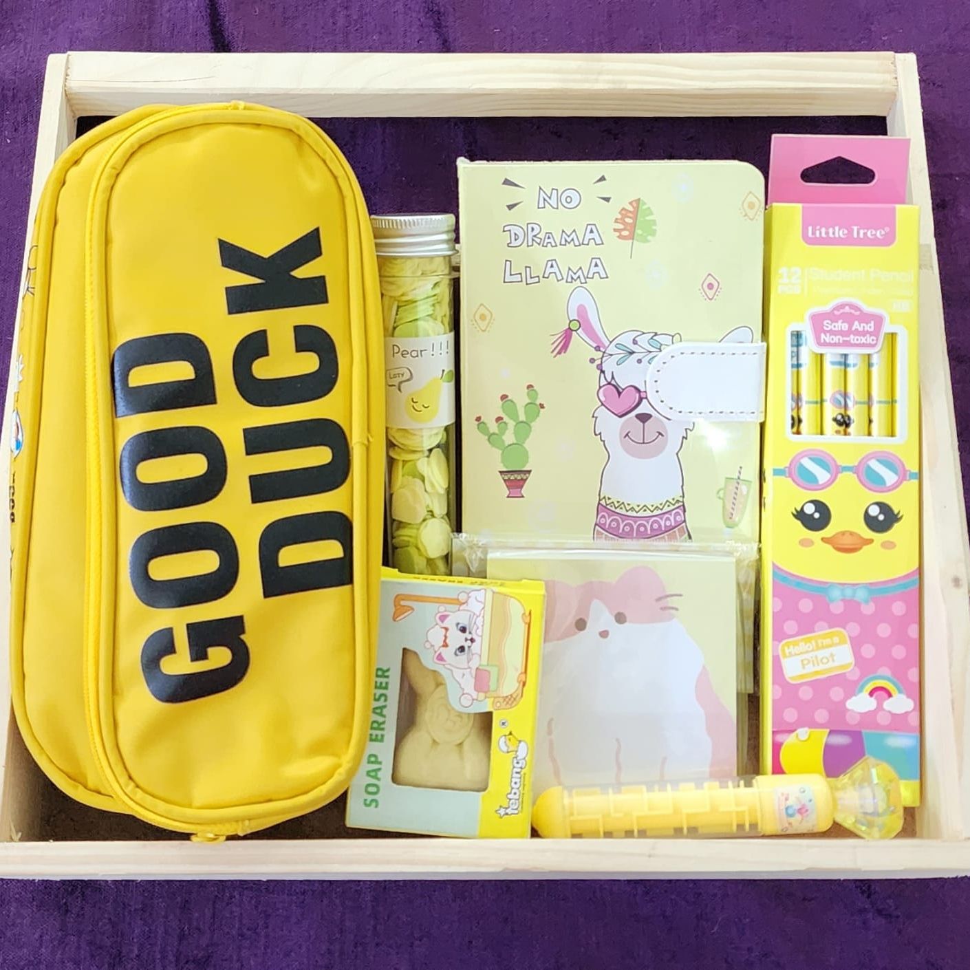 YELLOW THEME HAMPER