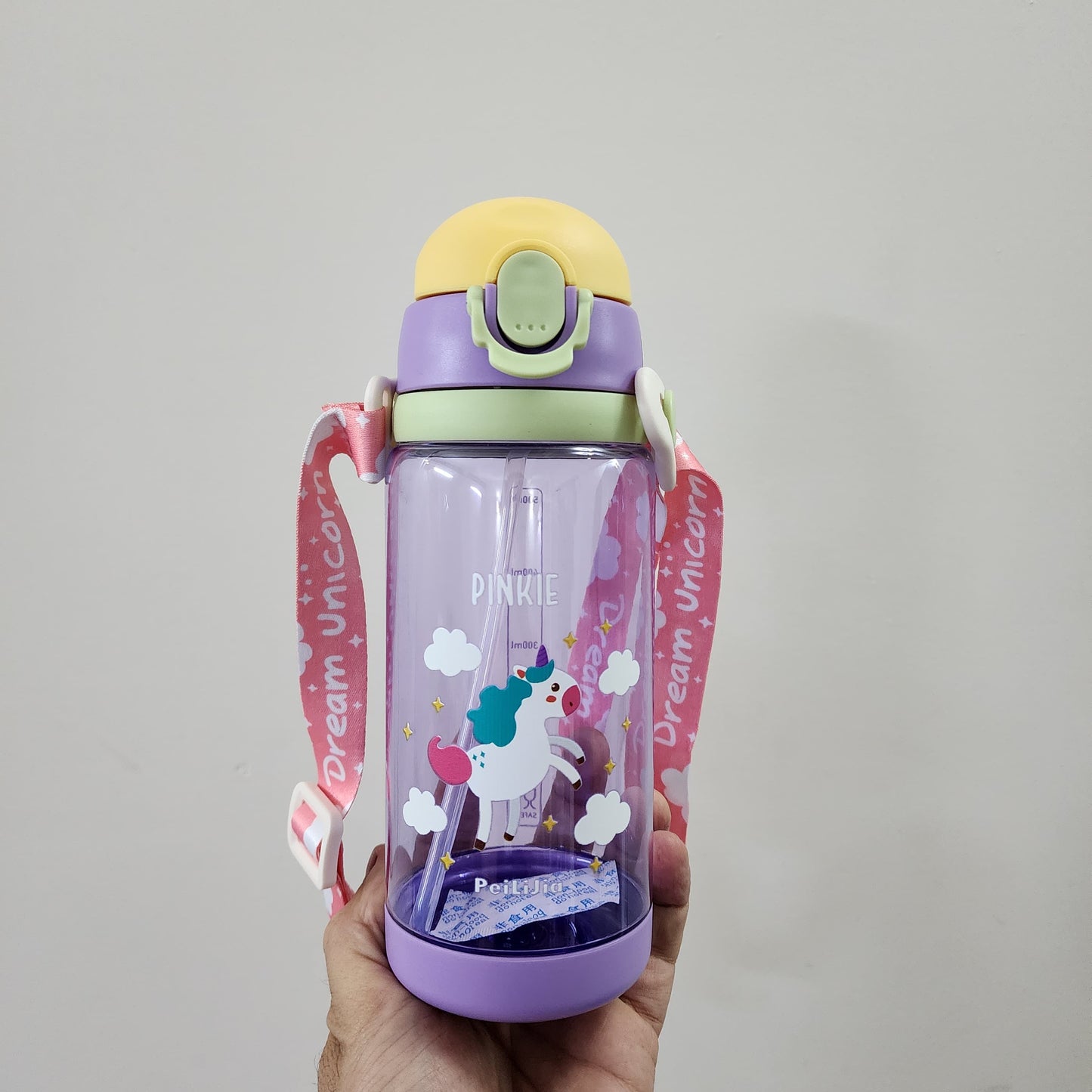 UNICORN DESIGN PLASTIC WATER BOTTLE { 300ml }