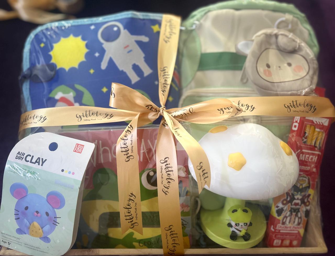 NO SCREEN TIME HAMPER