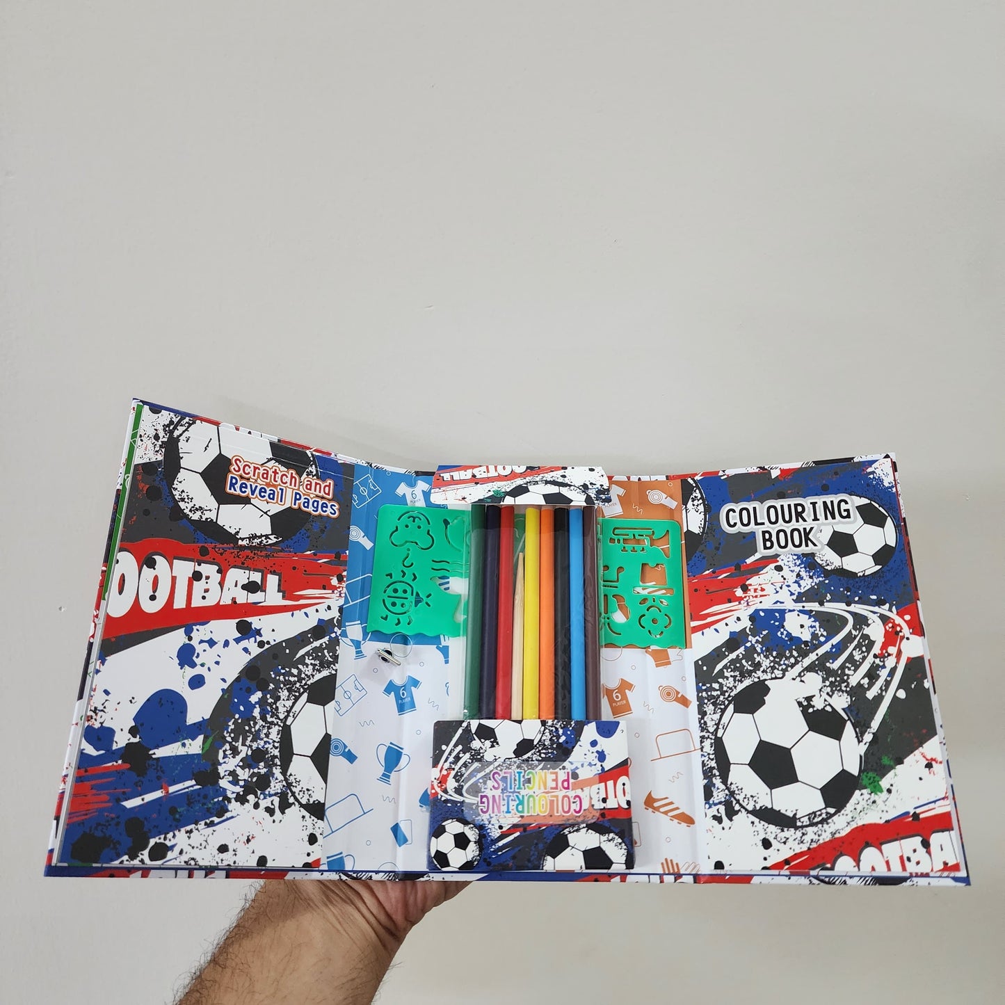 CREATIVE SCRATCH/COLORING TRAVEL BOOK SET