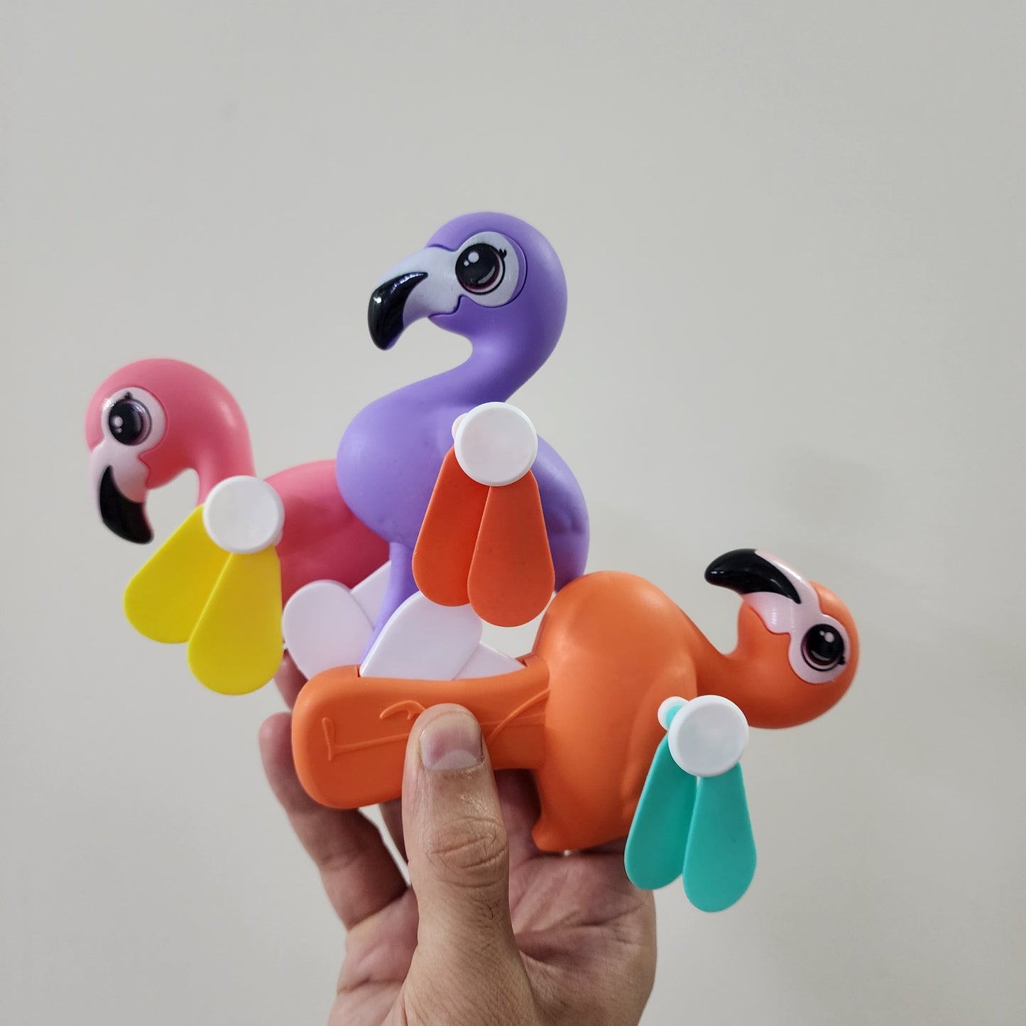 FLAMINGO HAND PRESSURE FAN