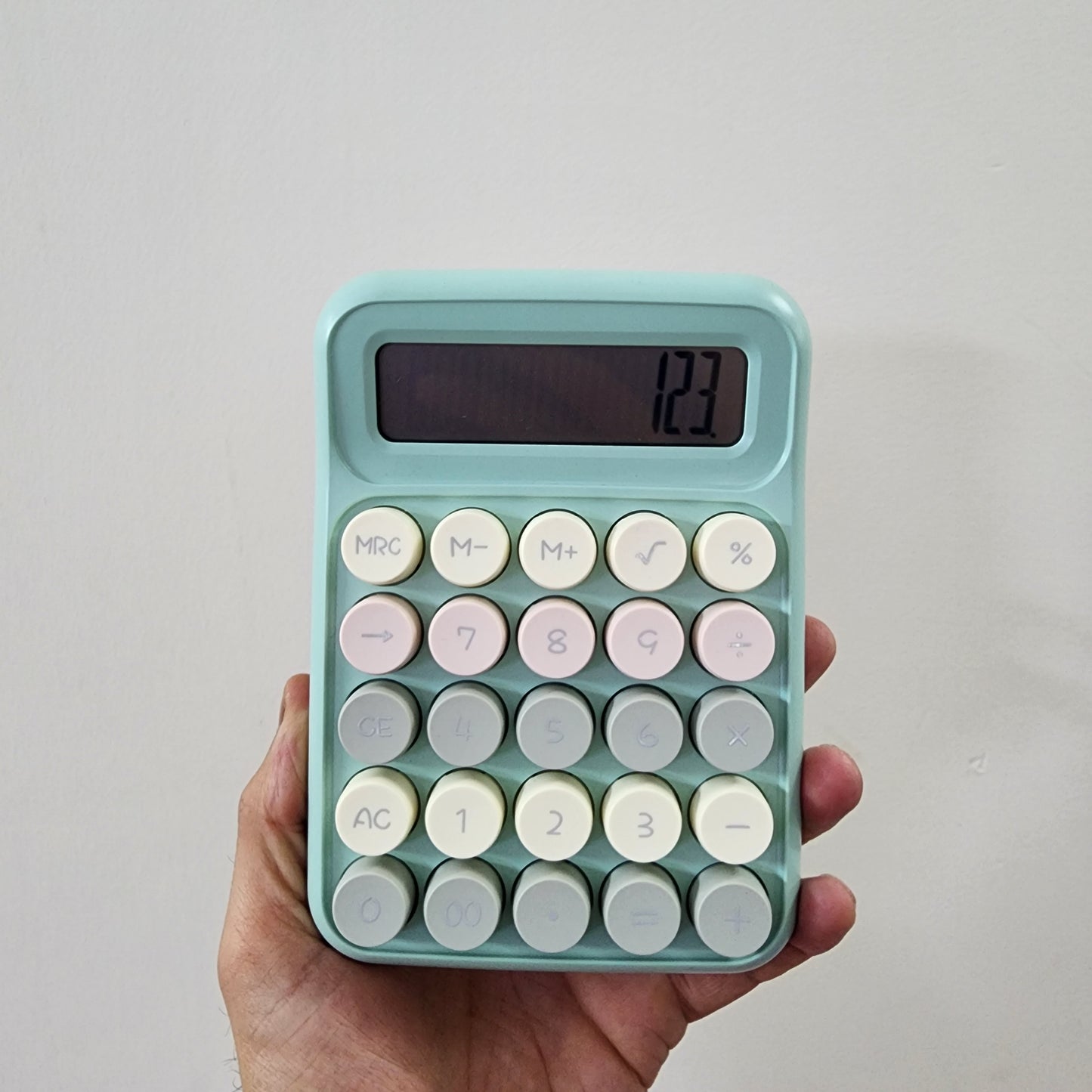 KOREAN STYLE ELECTRONIC CALCULATOR
