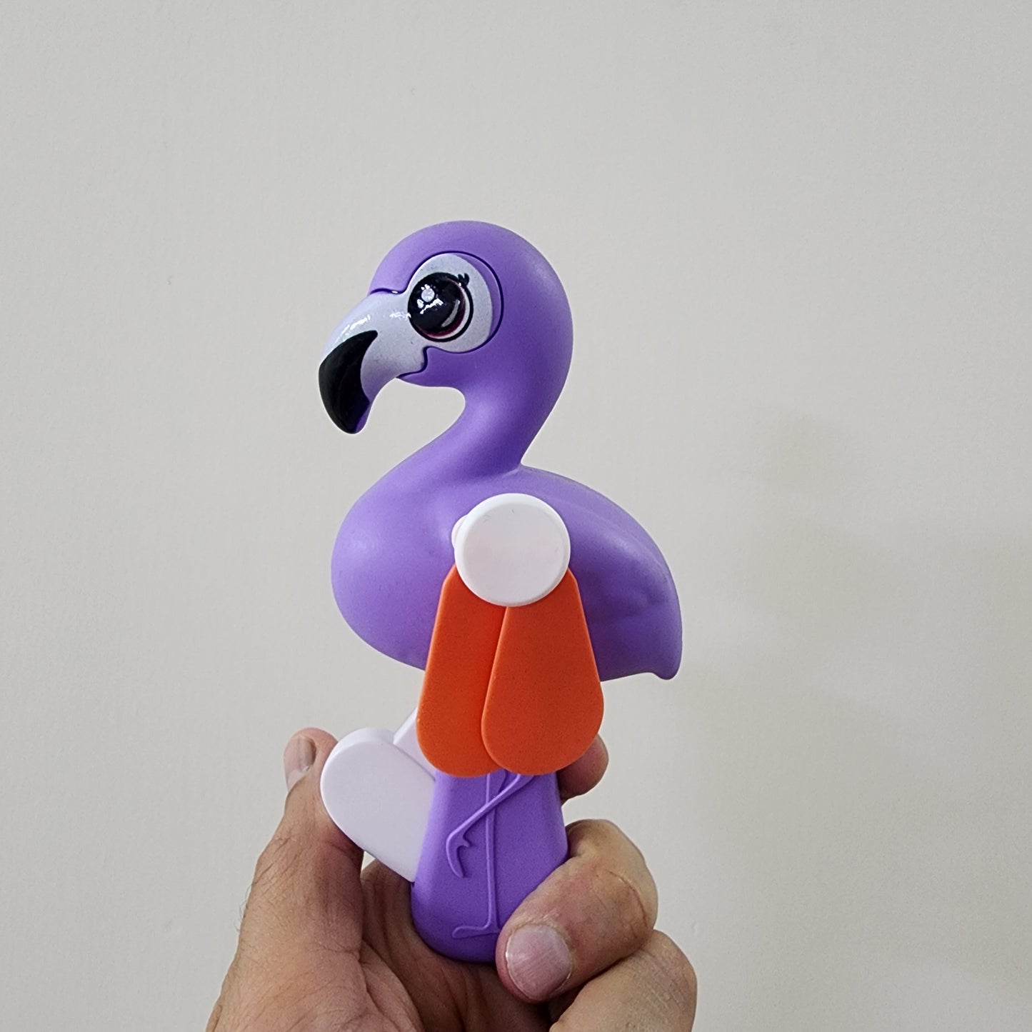 FLAMINGO HAND PRESSURE FAN