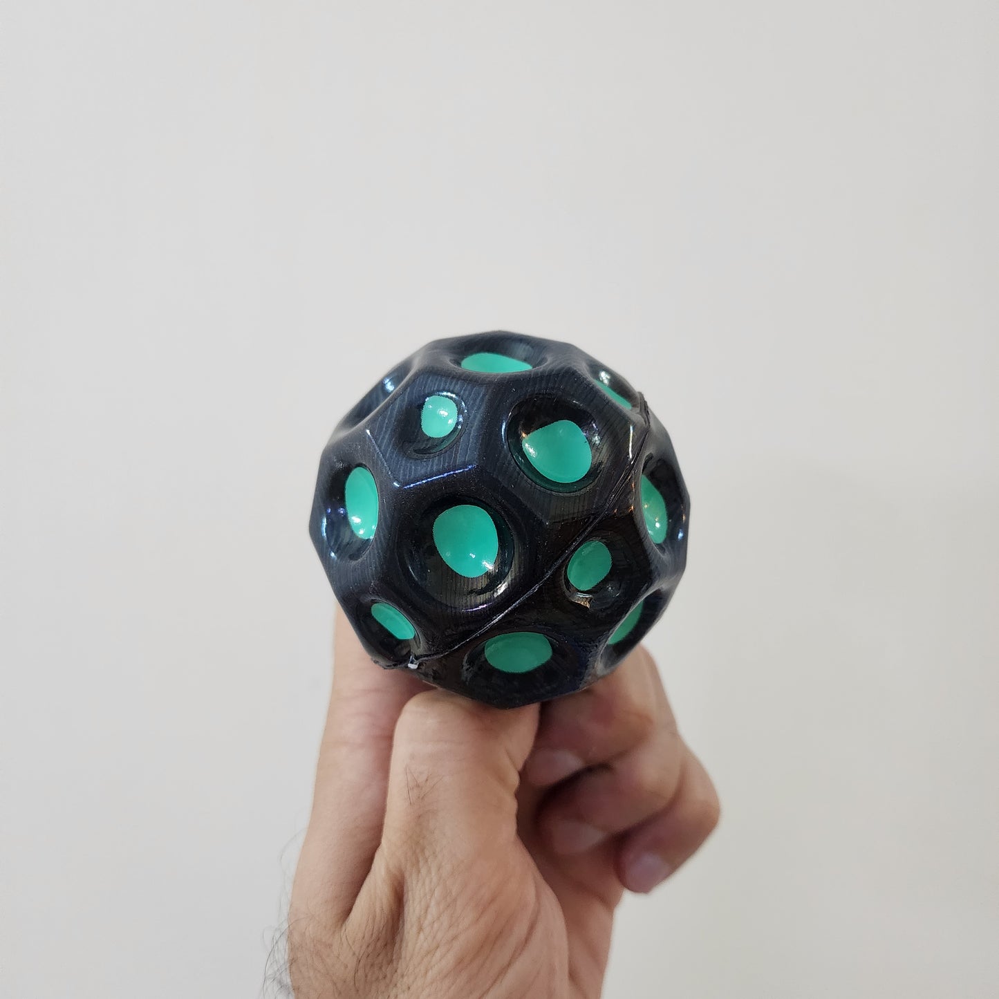 BOUNCY MOON BALL