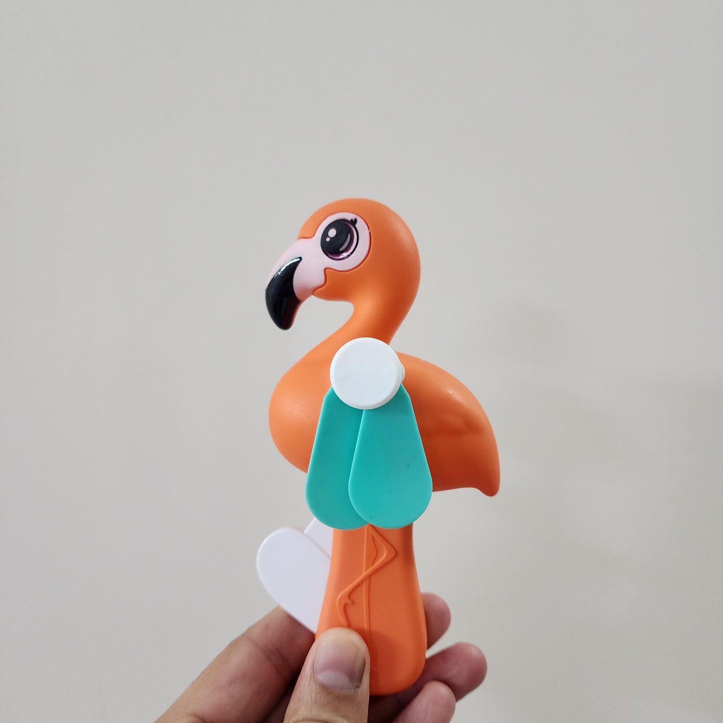 FLAMINGO HAND PRESSURE FAN