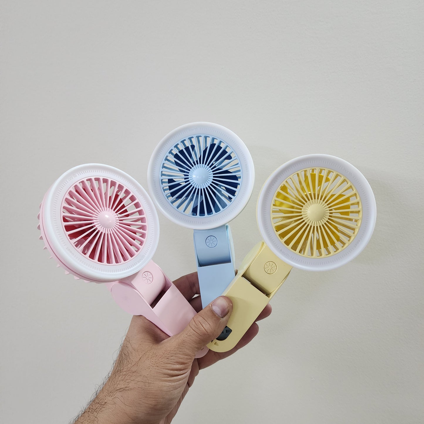 PORTABLE HAND FAN FOR TRAVEL , OFFICE AND HOME