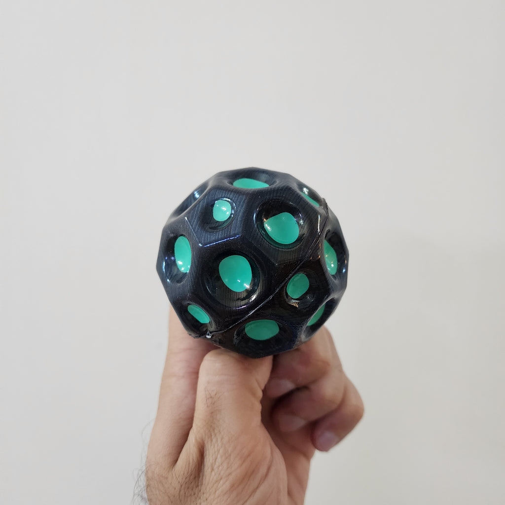 BOUNCY MOON BALL