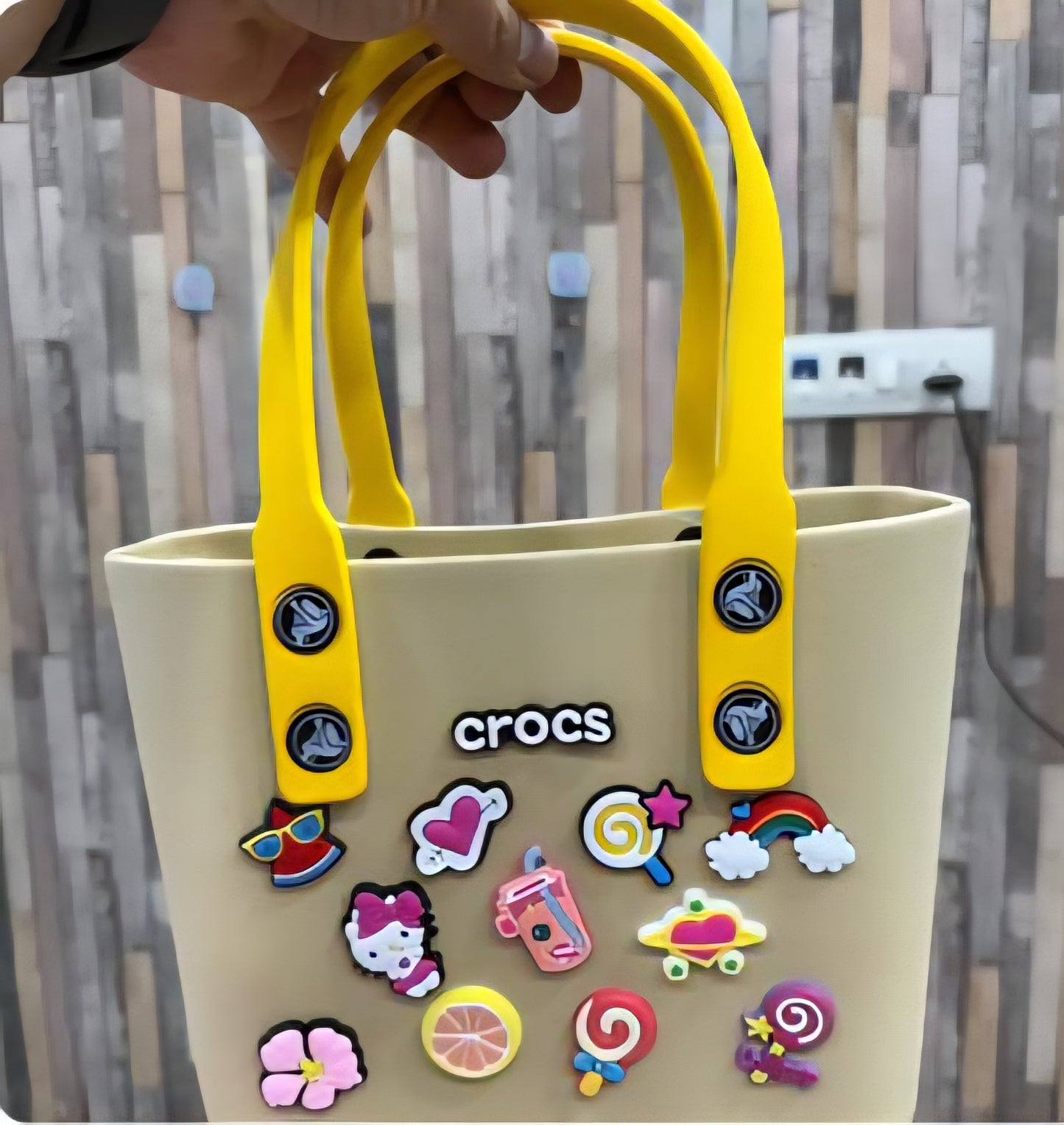CROCS MEDIUM MULTI PURPOSE SILICON BAG WITH (CHARMS)