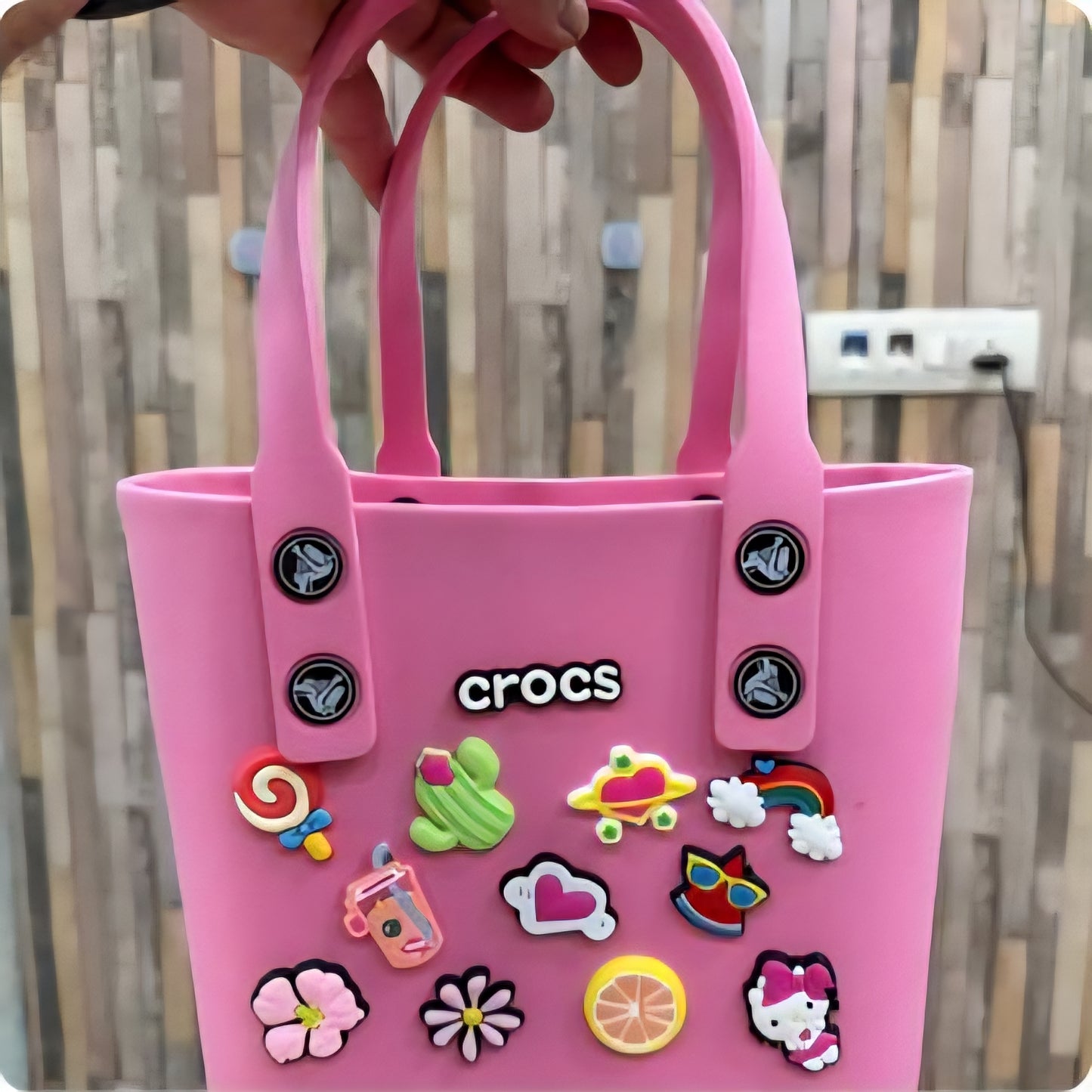 CROCS MEDIUM MULTI PURPOSE SILICON BAG WITH (CHARMS)
