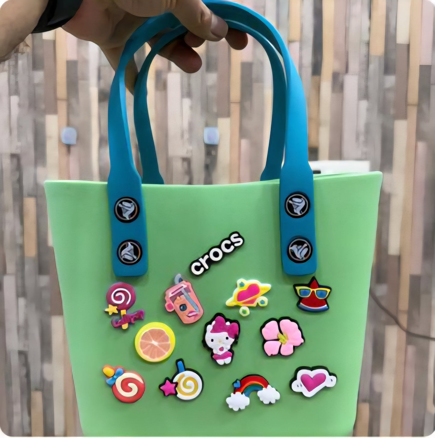 CROCS MEDIUM MULTI PURPOSE SILICON BAG WITH (CHARMS)