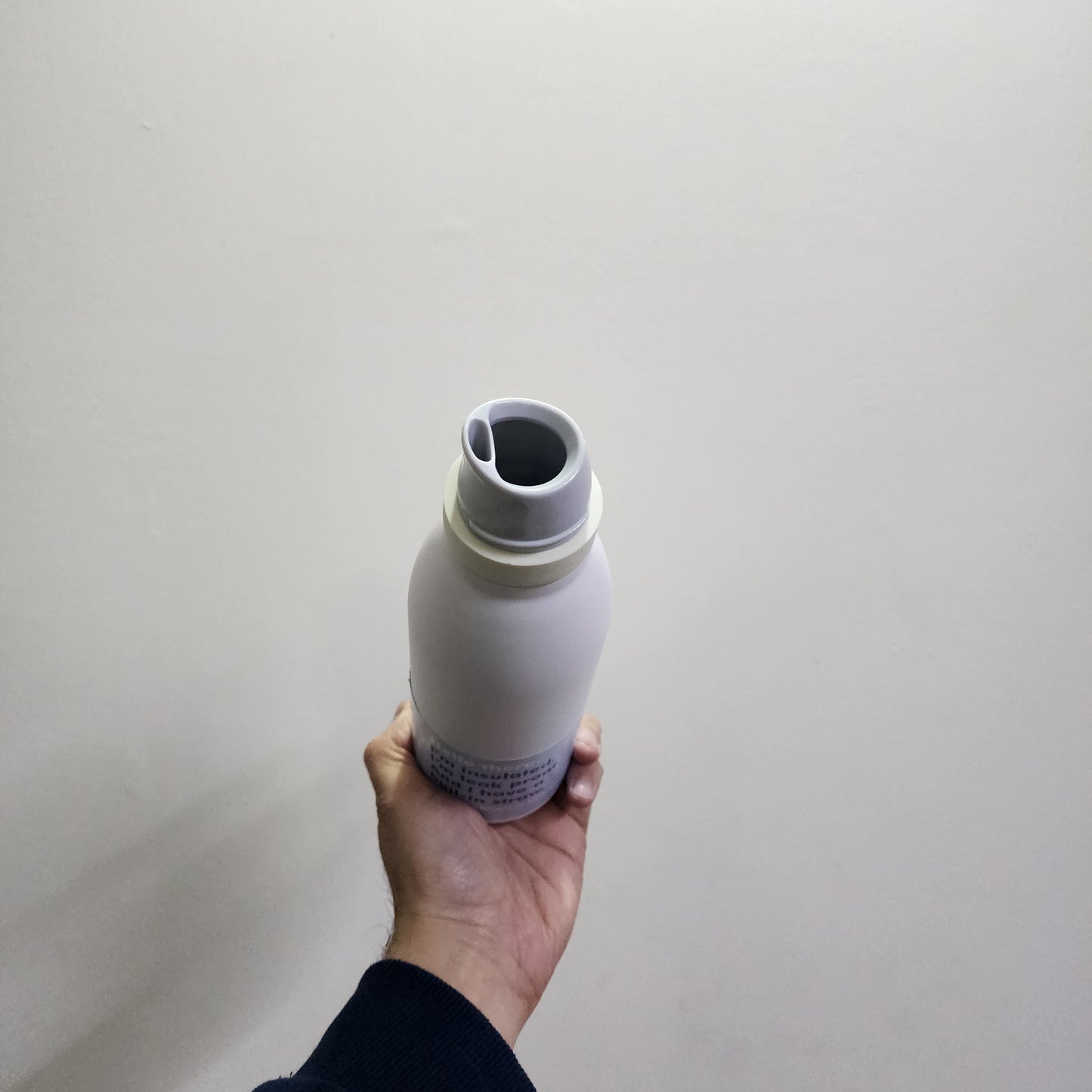 FreeSip Twist Insulated Stainless Steel Water Bottle with Straw for Sports and Travel, BPA-Free [24-oz , 800 ml]